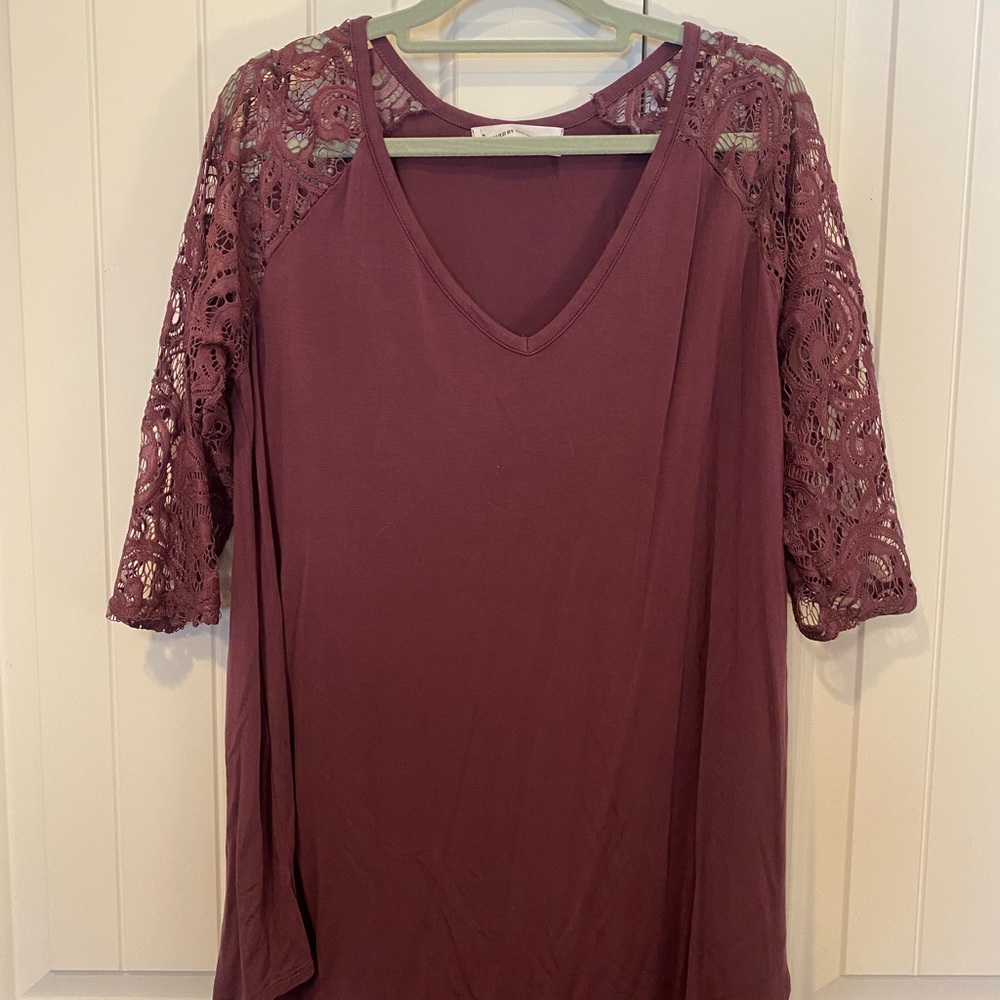 Purple v neck with lace sleeves